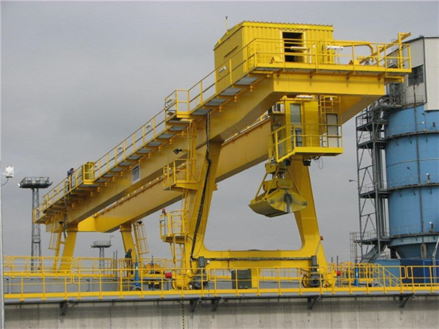 Order a gantry grab crane at a reliable price