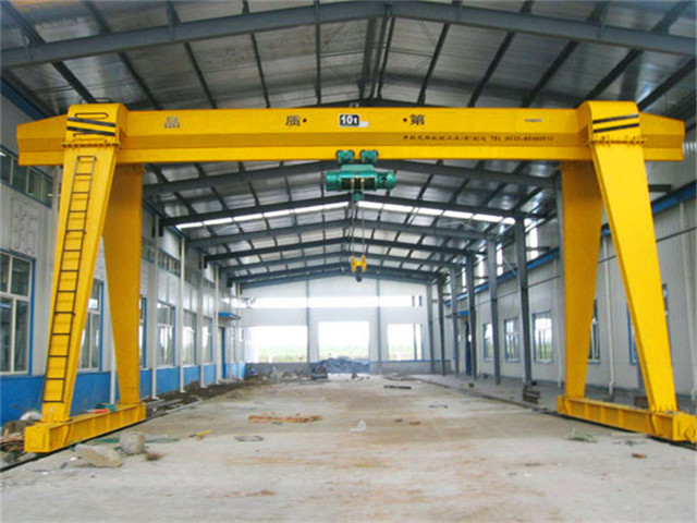 Gantry crane 10 t for sale in China