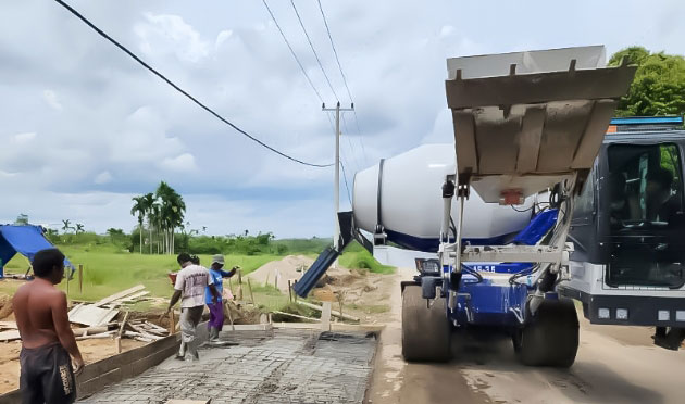 Concrete Mixer Self Loader