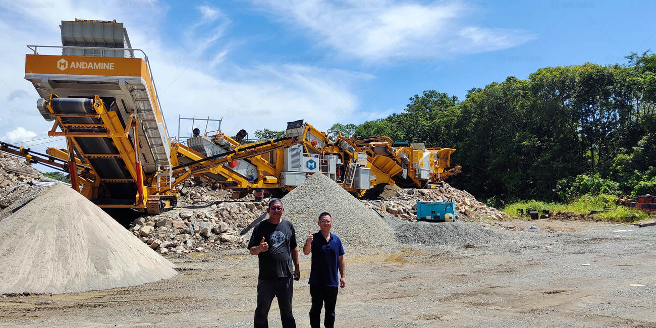 ANDAMINE quartz crusher engineer onsite with customer